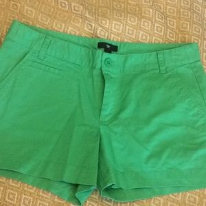 Juniors Bermuda style shorts size 2